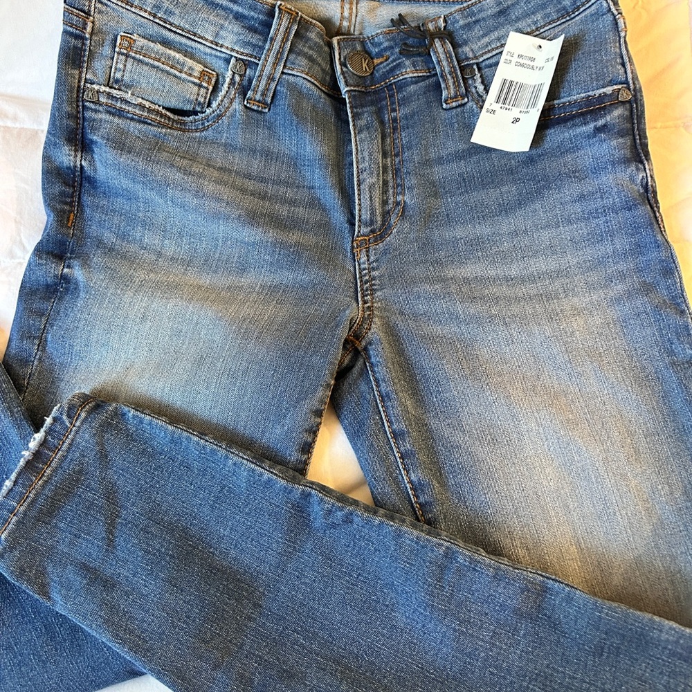 KUT P2 NWT highrise ankle KUT brand new jeans! Tags still on jeans.